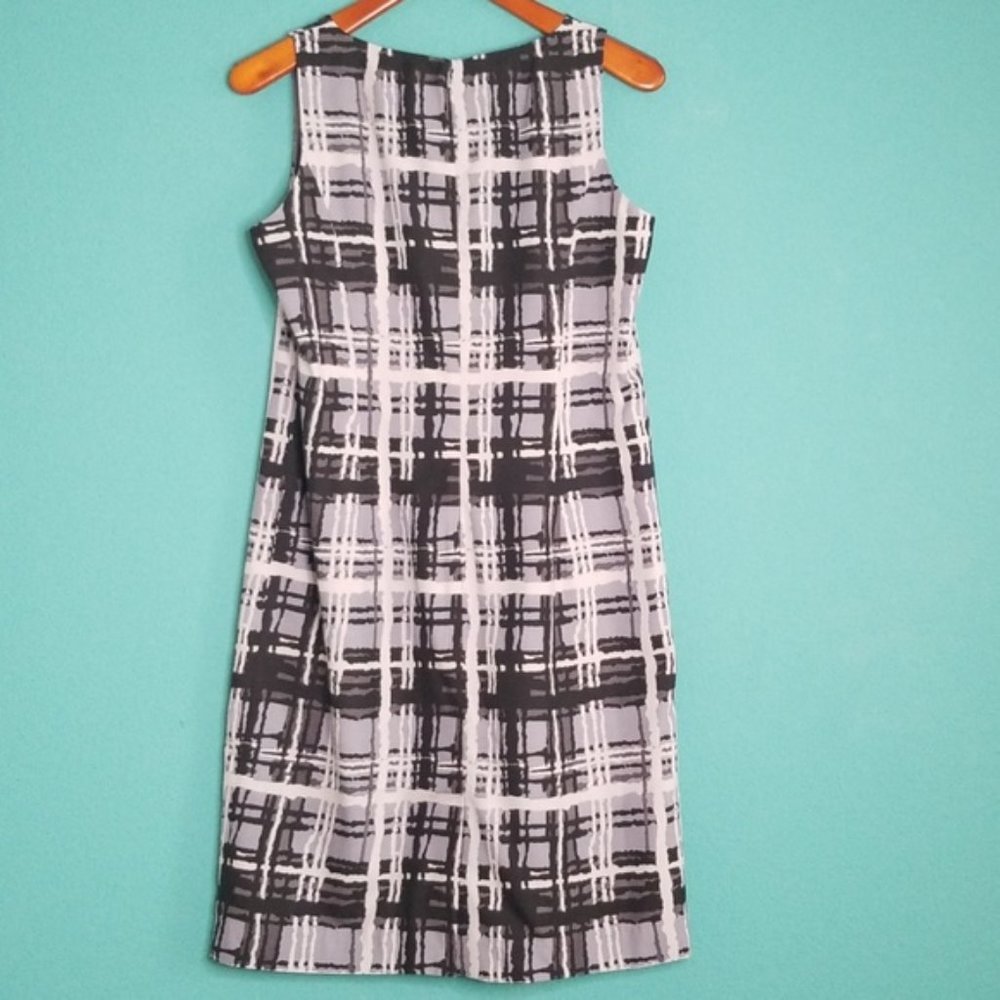 {Pure Collection} Gray Black White Shift Dress - image 4